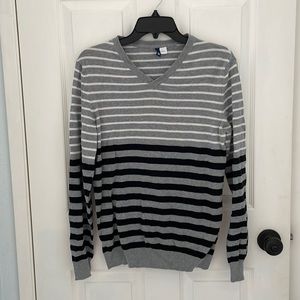 H&M Ombré Striped Gray & Black V-Neck sweater 100% cotton